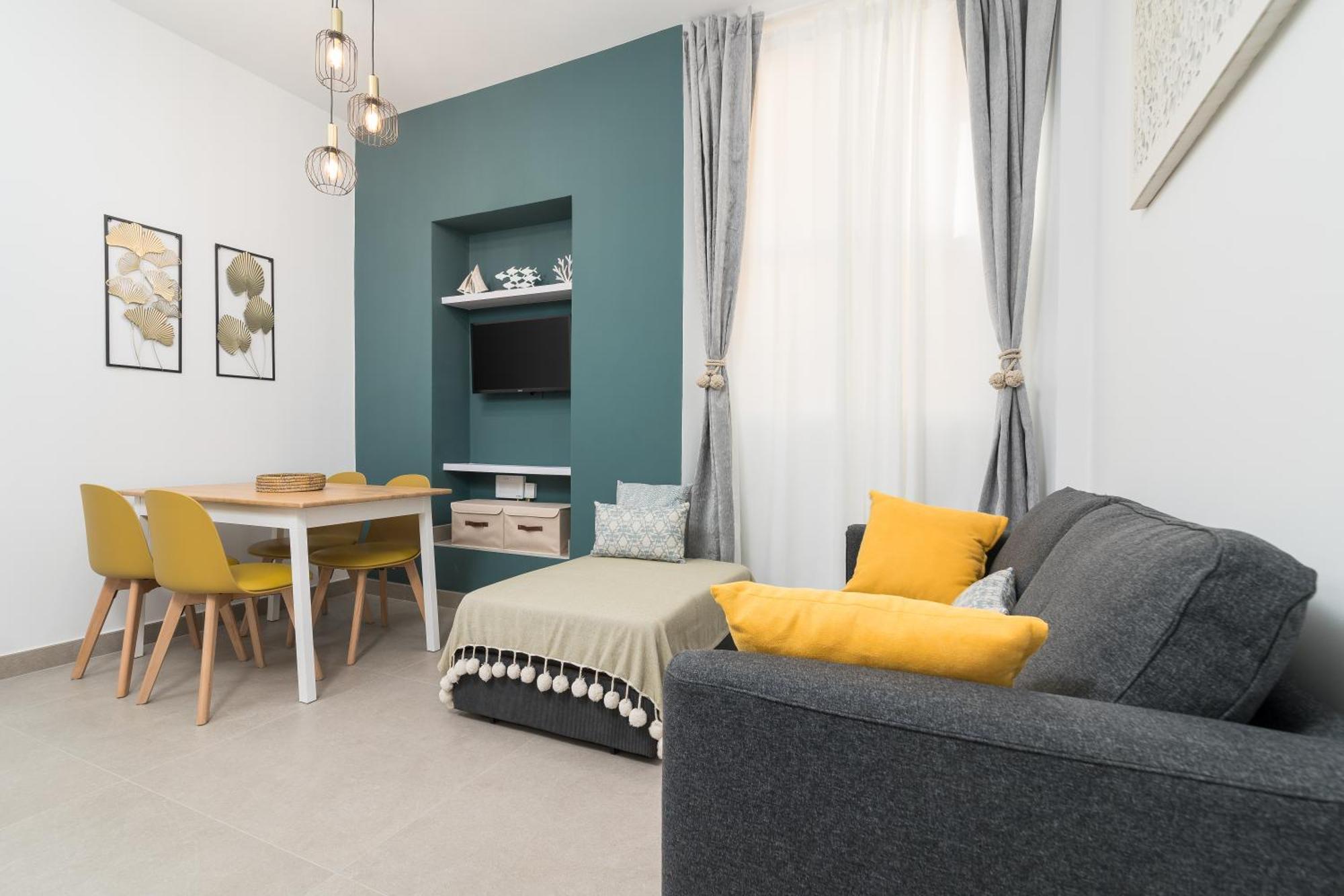 Suite Homes Alice Valentin Малага Екстер'єр фото